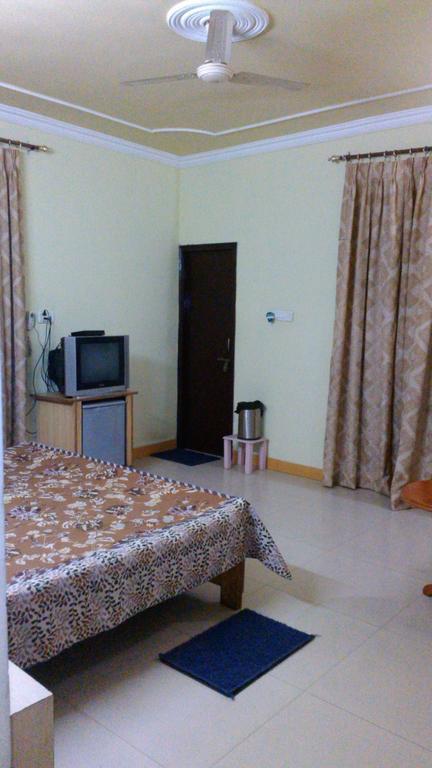 Hotel Kanishka Kānpur Rom bilde