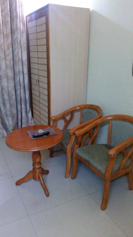 Hotel Kanishka Kānpur Rom bilde